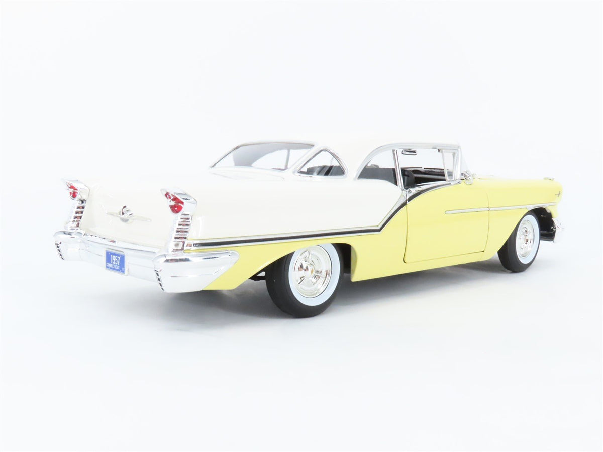 1:18 Scale Danbury Mint Acme Die-Cast 1957 Oldsmobile Super 88