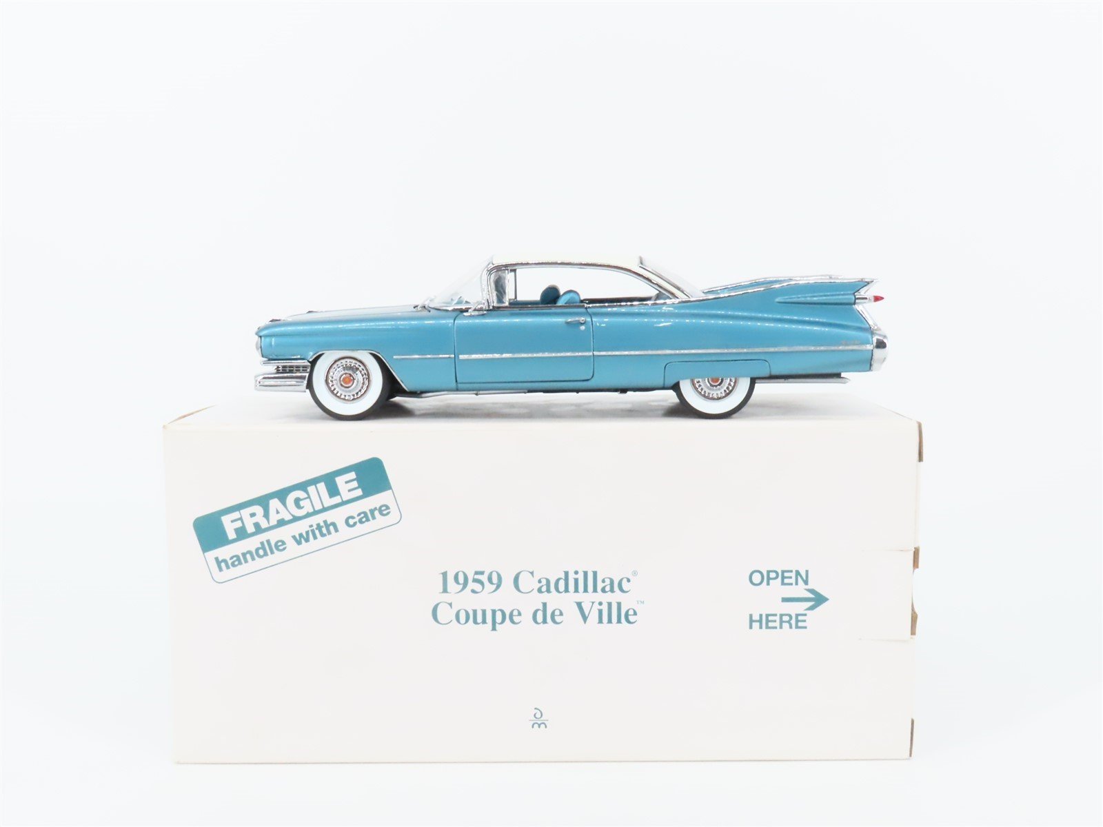 1:24 Scale Danbury Mint Die-Cast 1959 Cadillac Coupe de Ville