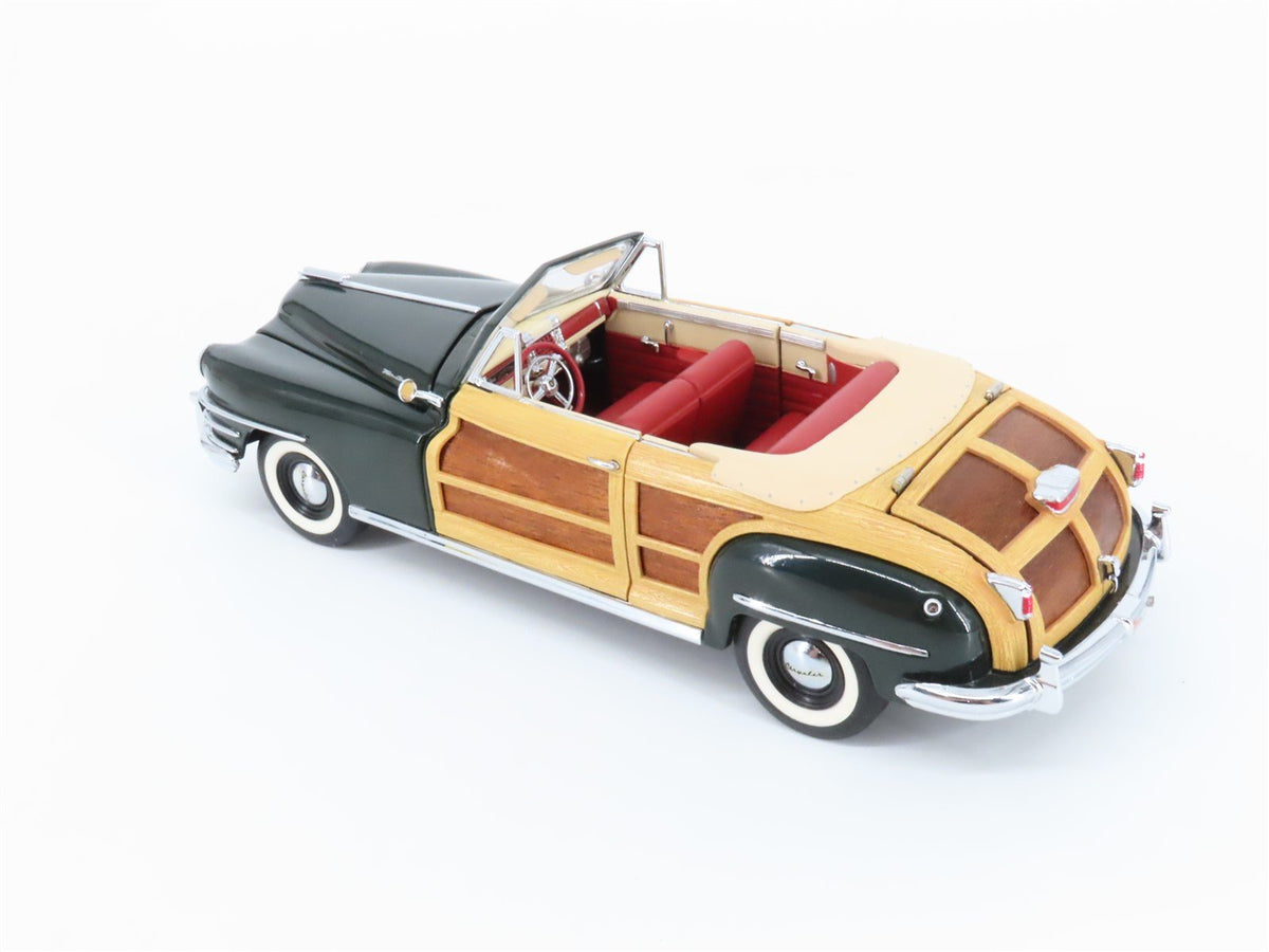 1:24 Scale Franklin Mint Die-Cast 1948 Chrysler Town &amp; Country