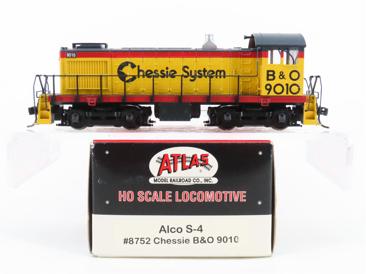HO Scale Atlas 8752 B&amp;O Chessie Alco S-4 Diesel Locomotive #9010
