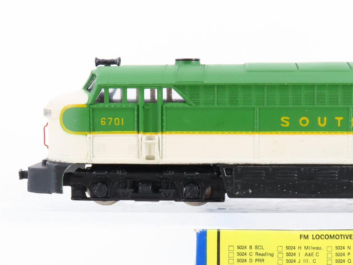 HO Scale AHM/Rivarossi 5024T Southern FM Diesel Locomotive #6701