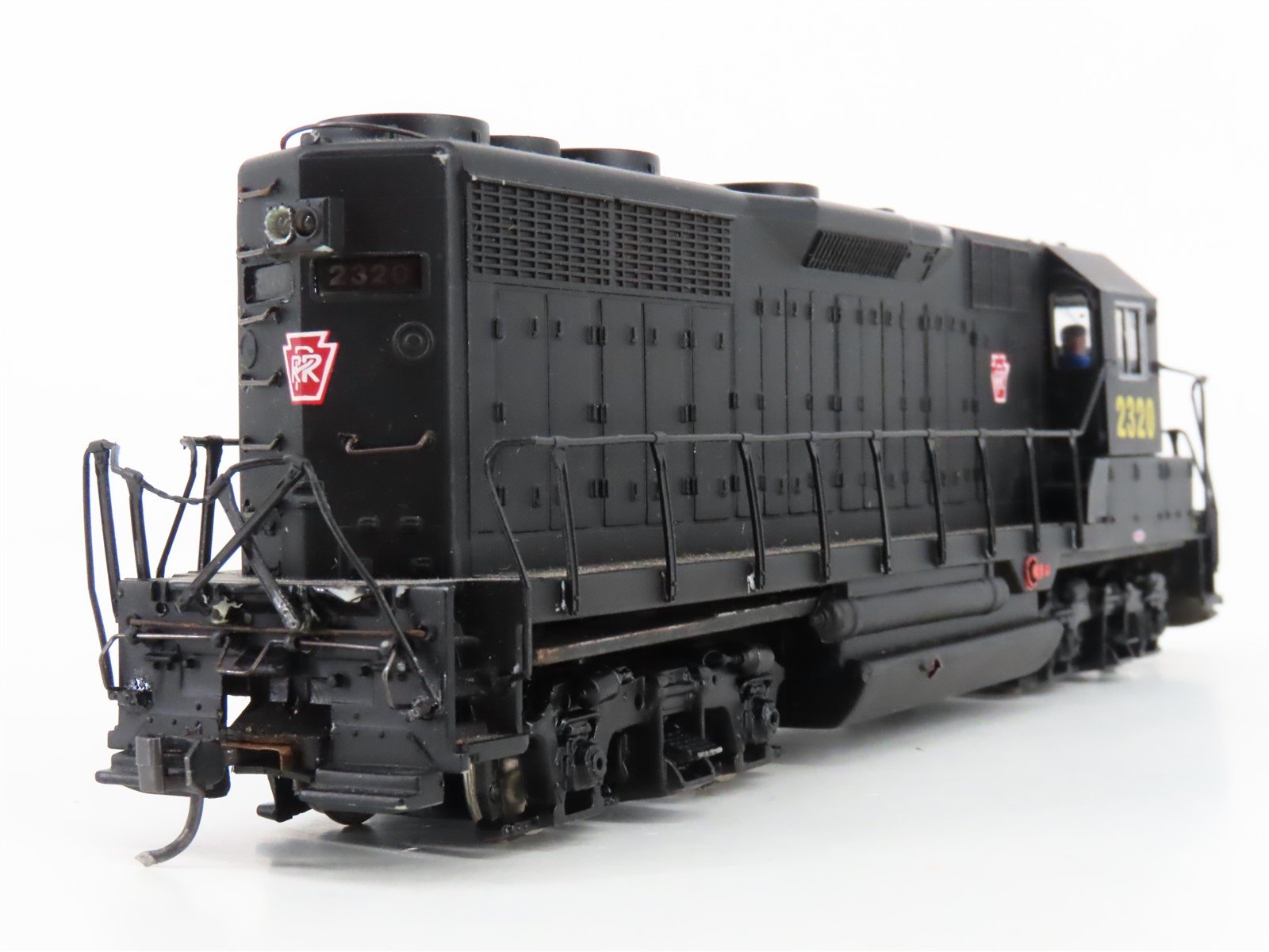 HO Scale Bachmann 11511 PRR Pennsylvania GP35 Diesel Locomotive #2320