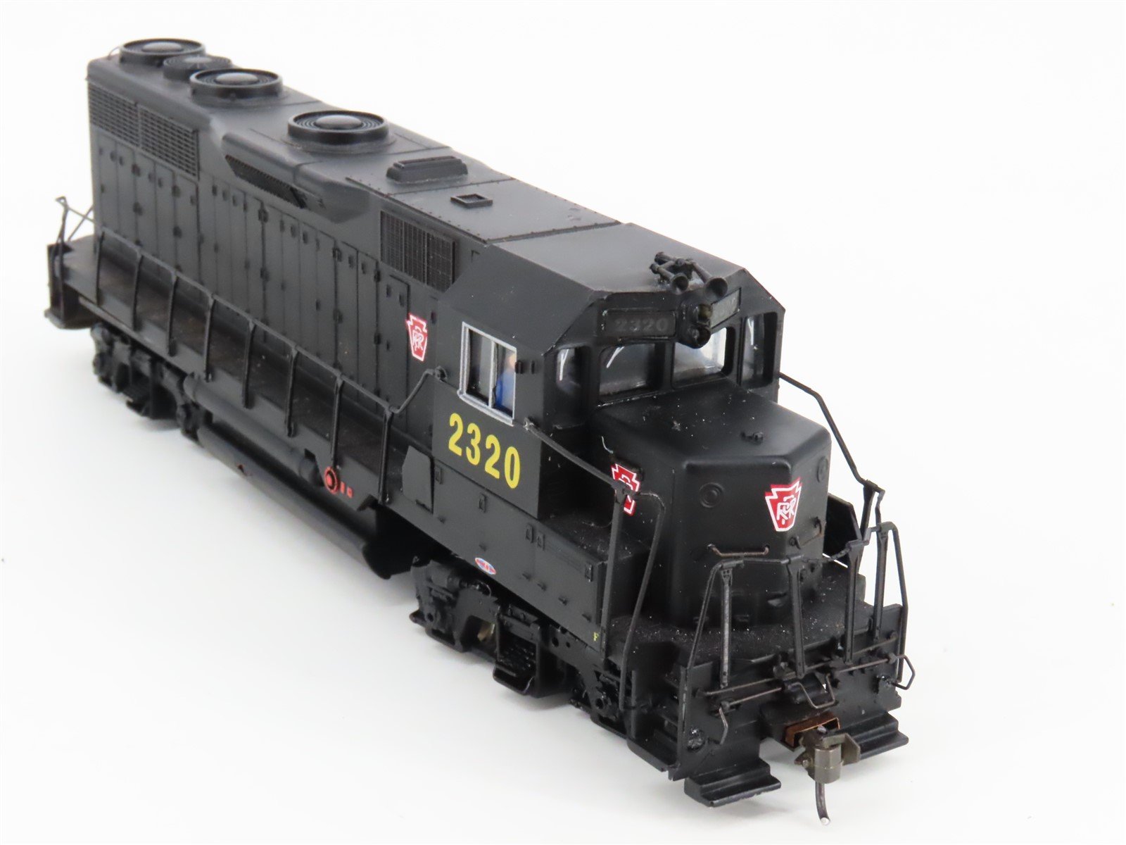 HO Scale Bachmann 11511 PRR Pennsylvania GP35 Diesel Locomotive #2320