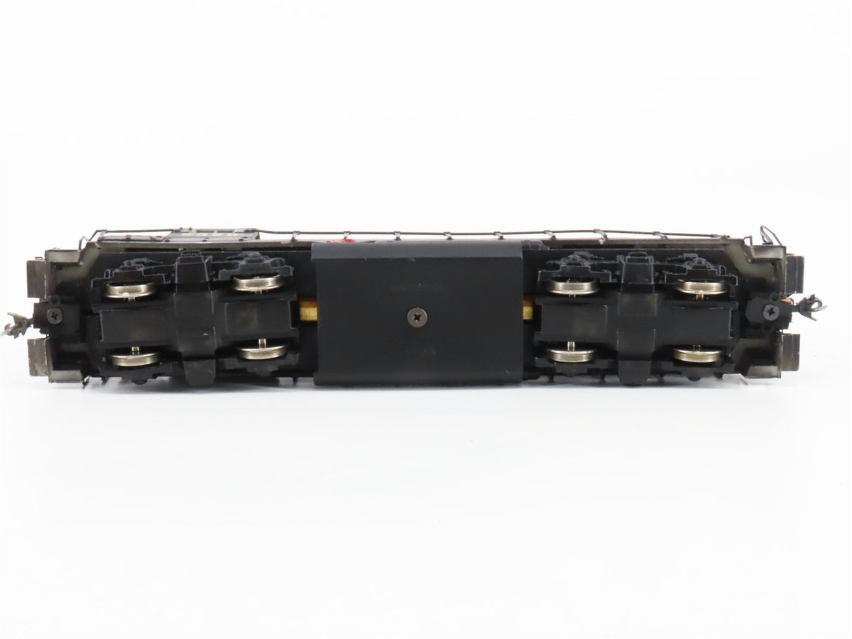 HO Scale Bachmann 11511 PRR Pennsylvania GP35 Diesel Locomotive #2320