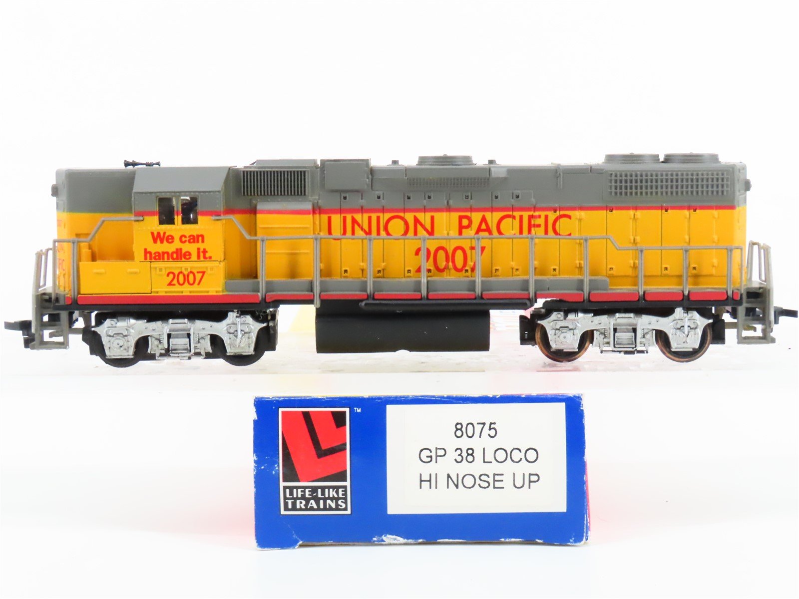 HO Scale Life-Like 8075 UP Union Pacific GP38 High Hood Diesel Locomotive #2007