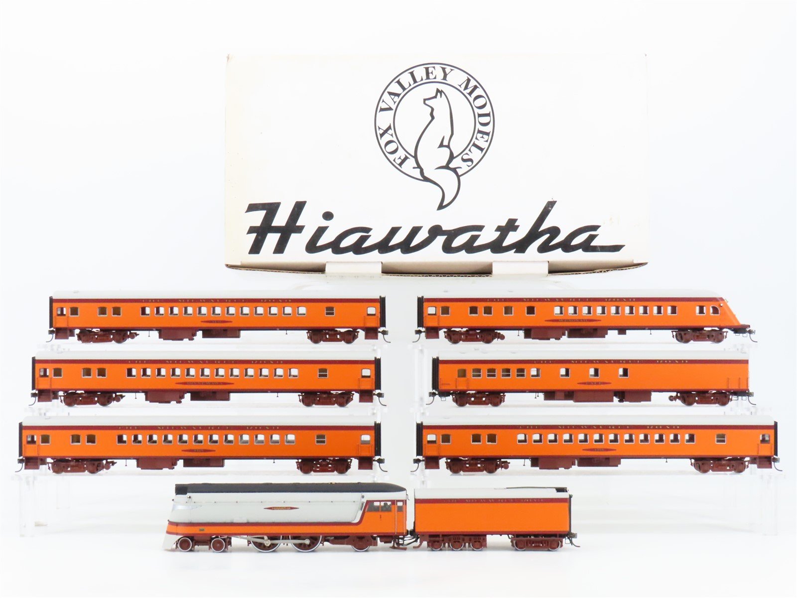 HO Fox Valley FVM 10001 MILW "Hiawatha" 4-4-2 Steam Passenger Set w/ DCC & Sound