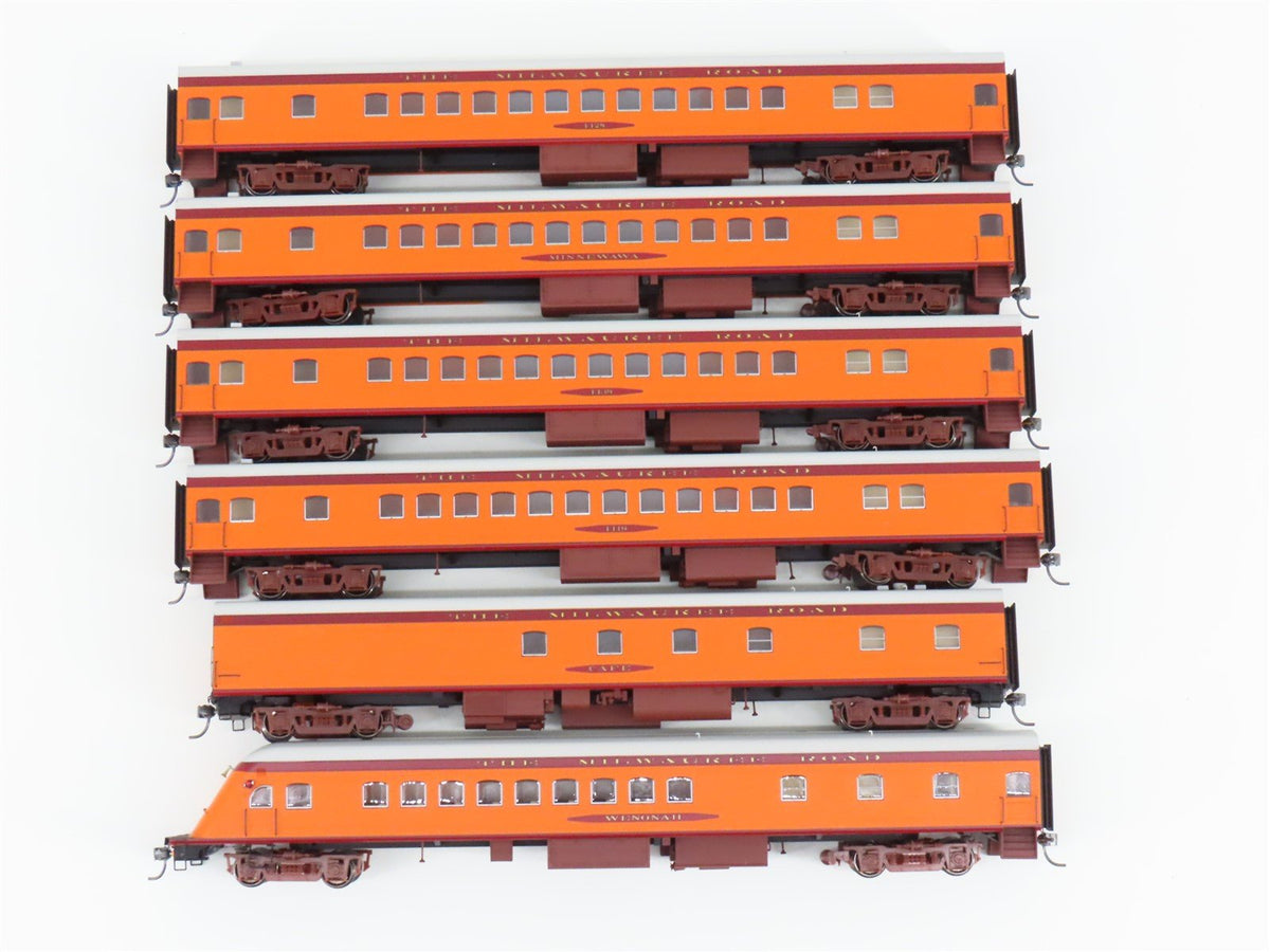 HO Fox Valley FVM 10001 MILW &quot;Hiawatha&quot; 4-4-2 Steam Passenger Set w/ DCC &amp; Sound