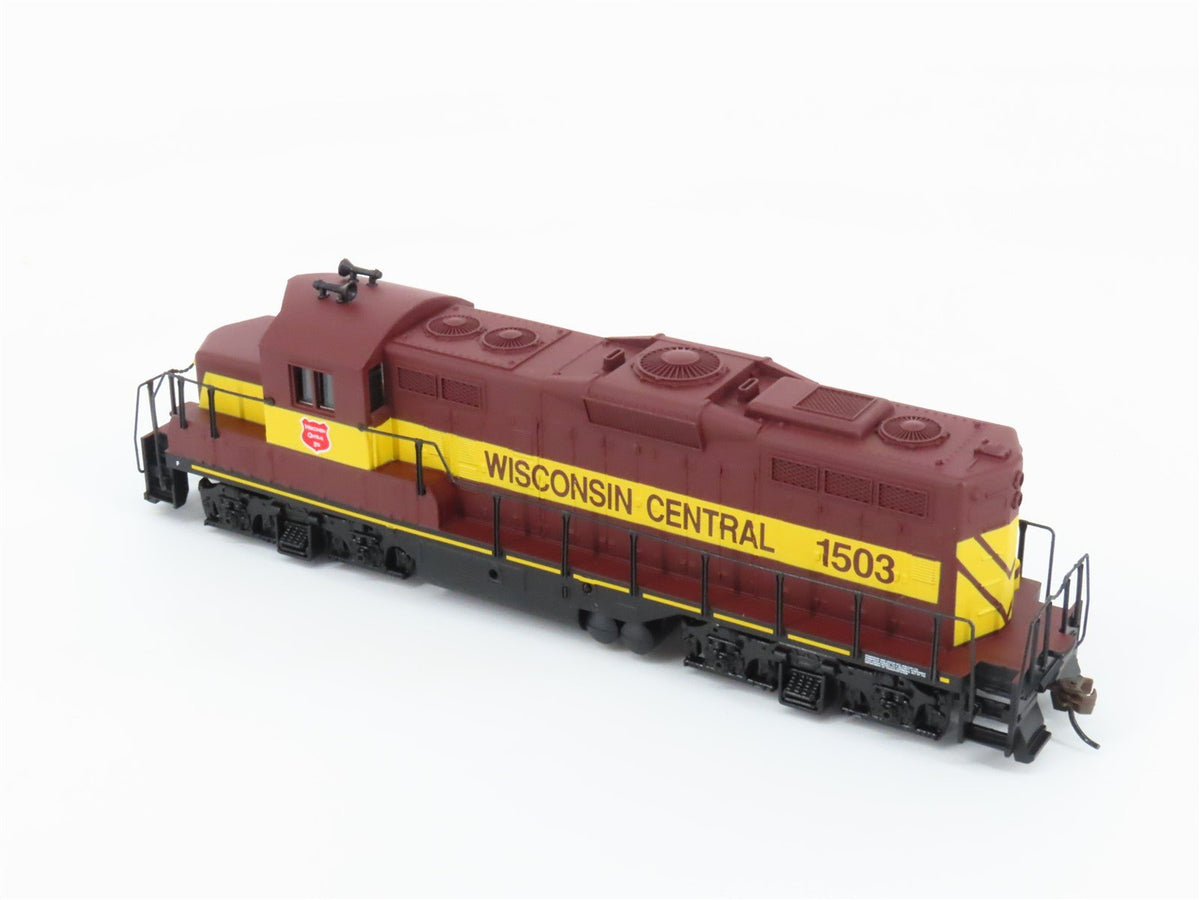 HO Scale Walthers Trainline 931-118 WC Wisconsin Central EMD GP9M Diesel #1503