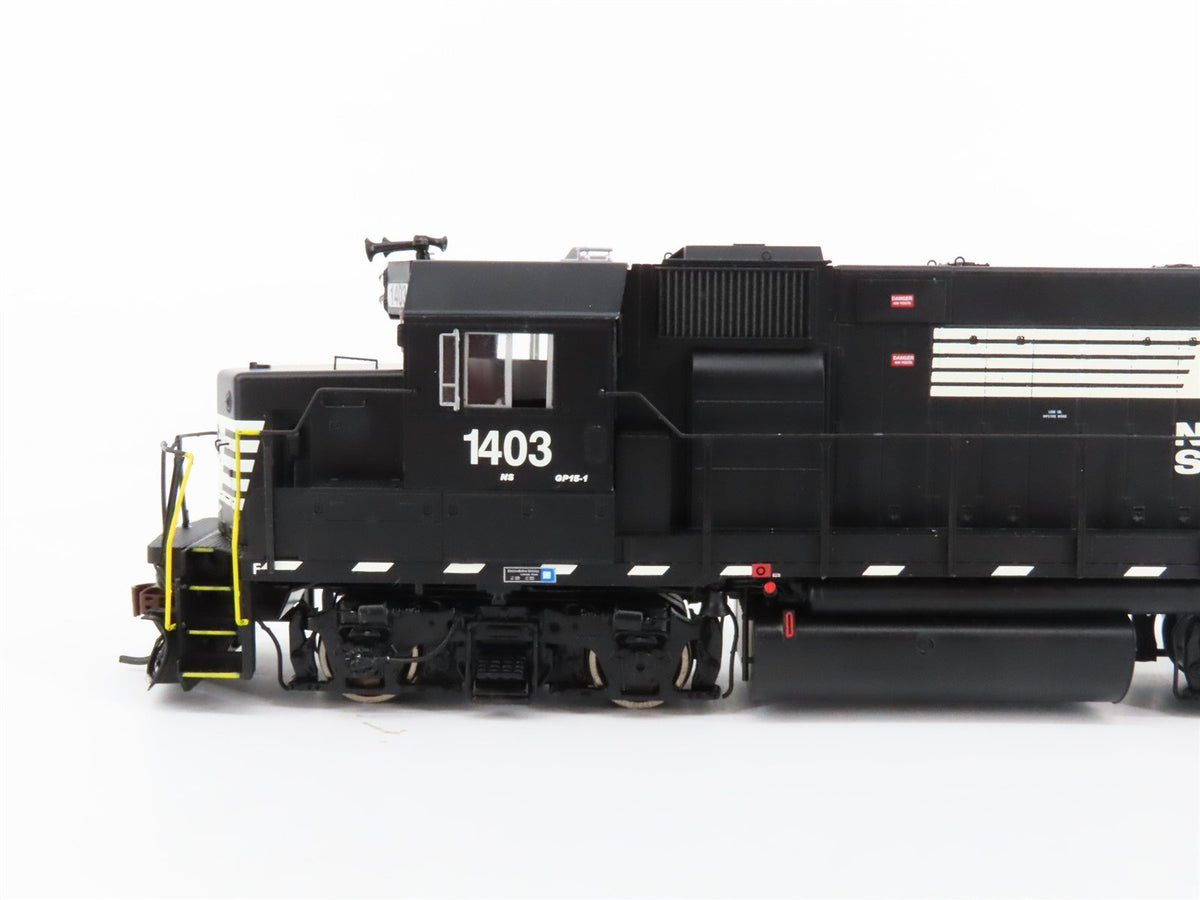 HO Athearn Genesis G68112 NS Norfolk Southern GP15-1 Diesel #1403 w/ DCC &amp; Sound