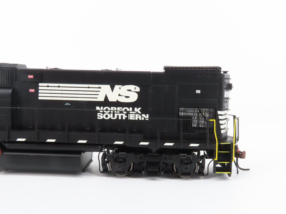 HO Athearn Genesis G68112 NS Norfolk Southern GP15-1 Diesel #1403 w/ DCC &amp; Sound