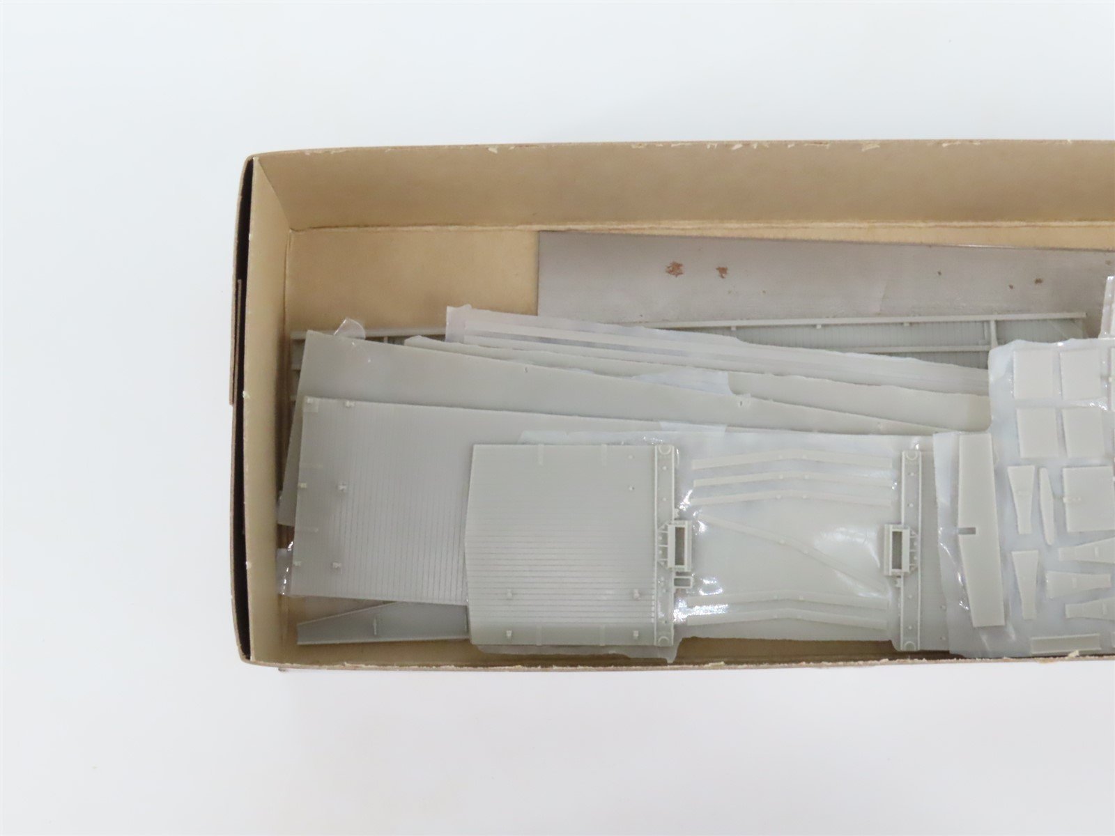 HO Scale Westerfield Golden Age Line Kit 6604 URTX CMStP&P MILW Reefer