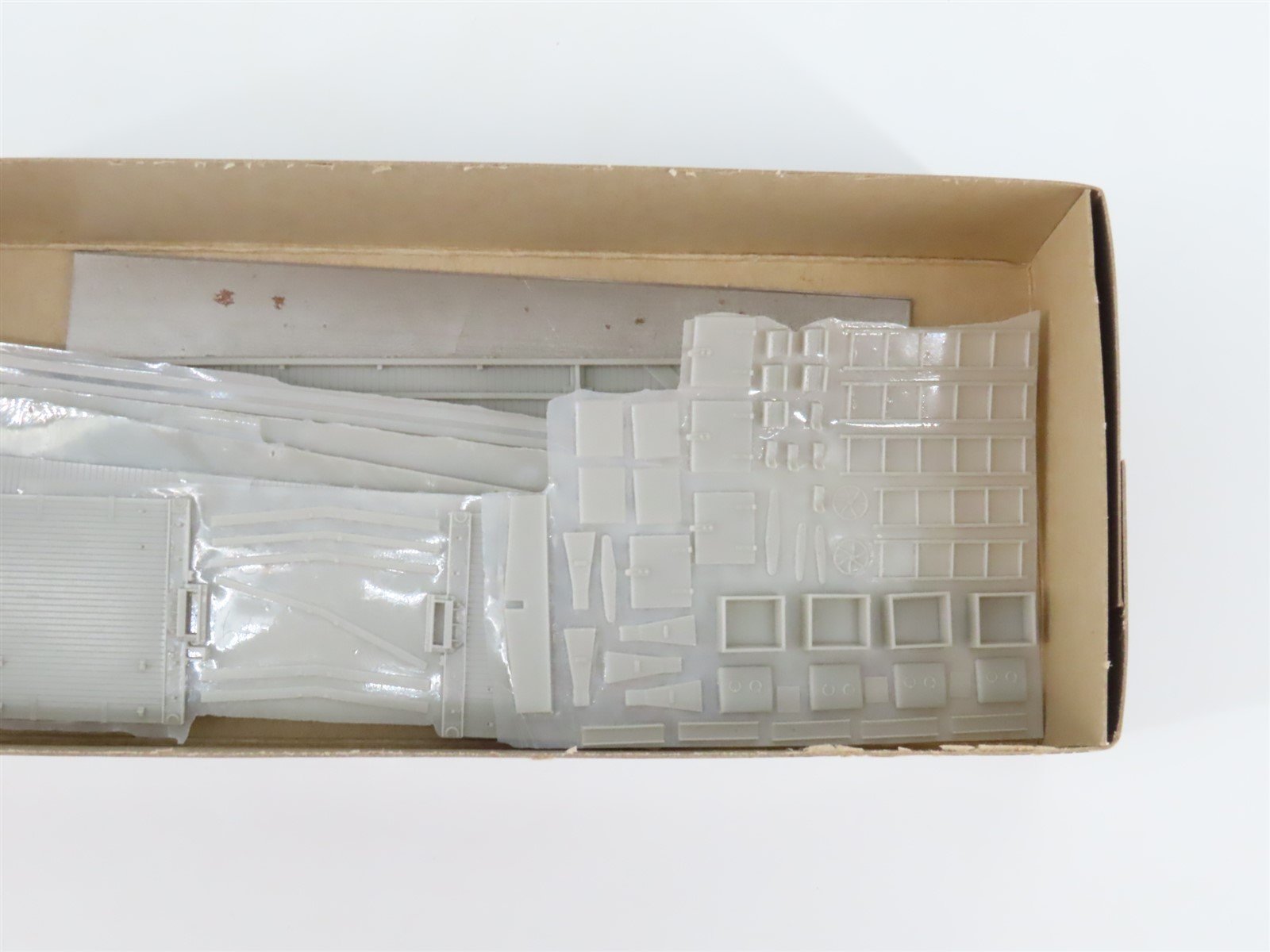 HO Scale Westerfield Golden Age Line Kit 6604 URTX CMStP&P MILW Reefer