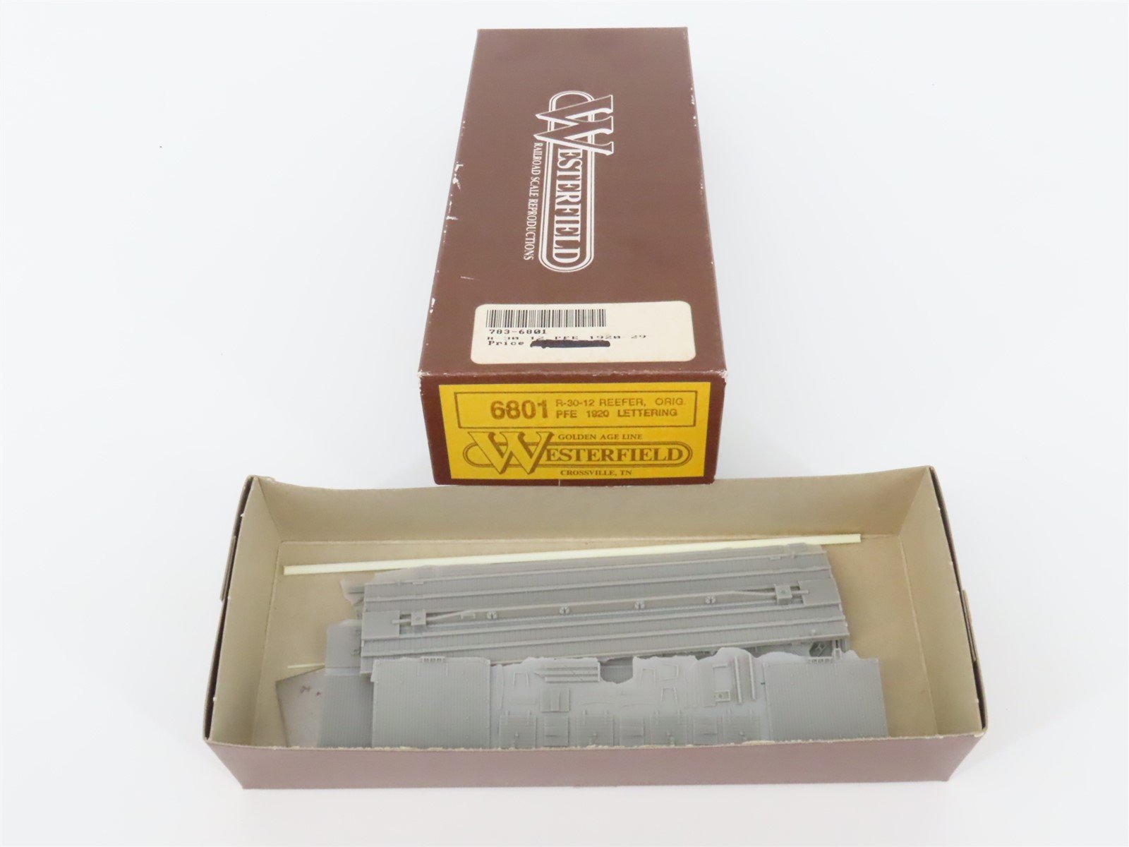 HO Scale Westerfield Golden Age Line Kit 6801 PFE Pacific Fruit Express Reefer