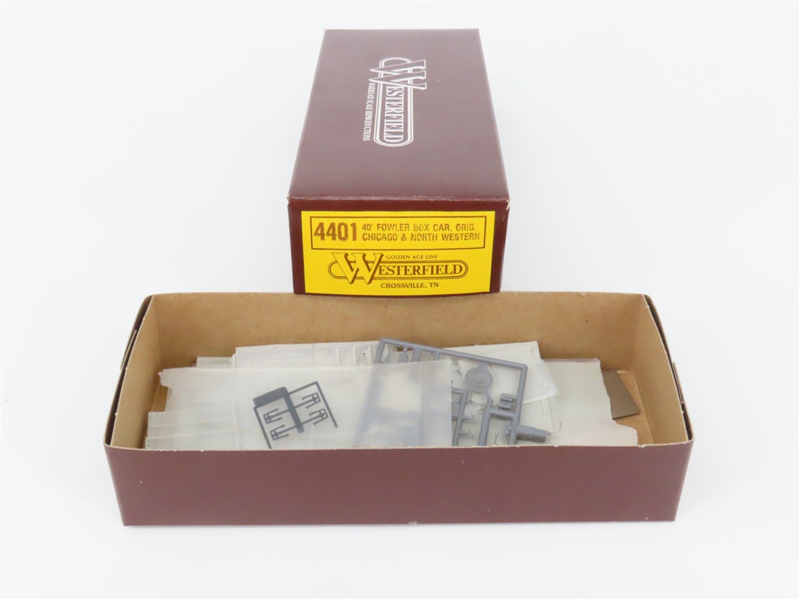 HO Scale Westerfield Golden Age Line Kit 4401 CNW Chicago & North Western Boxcar