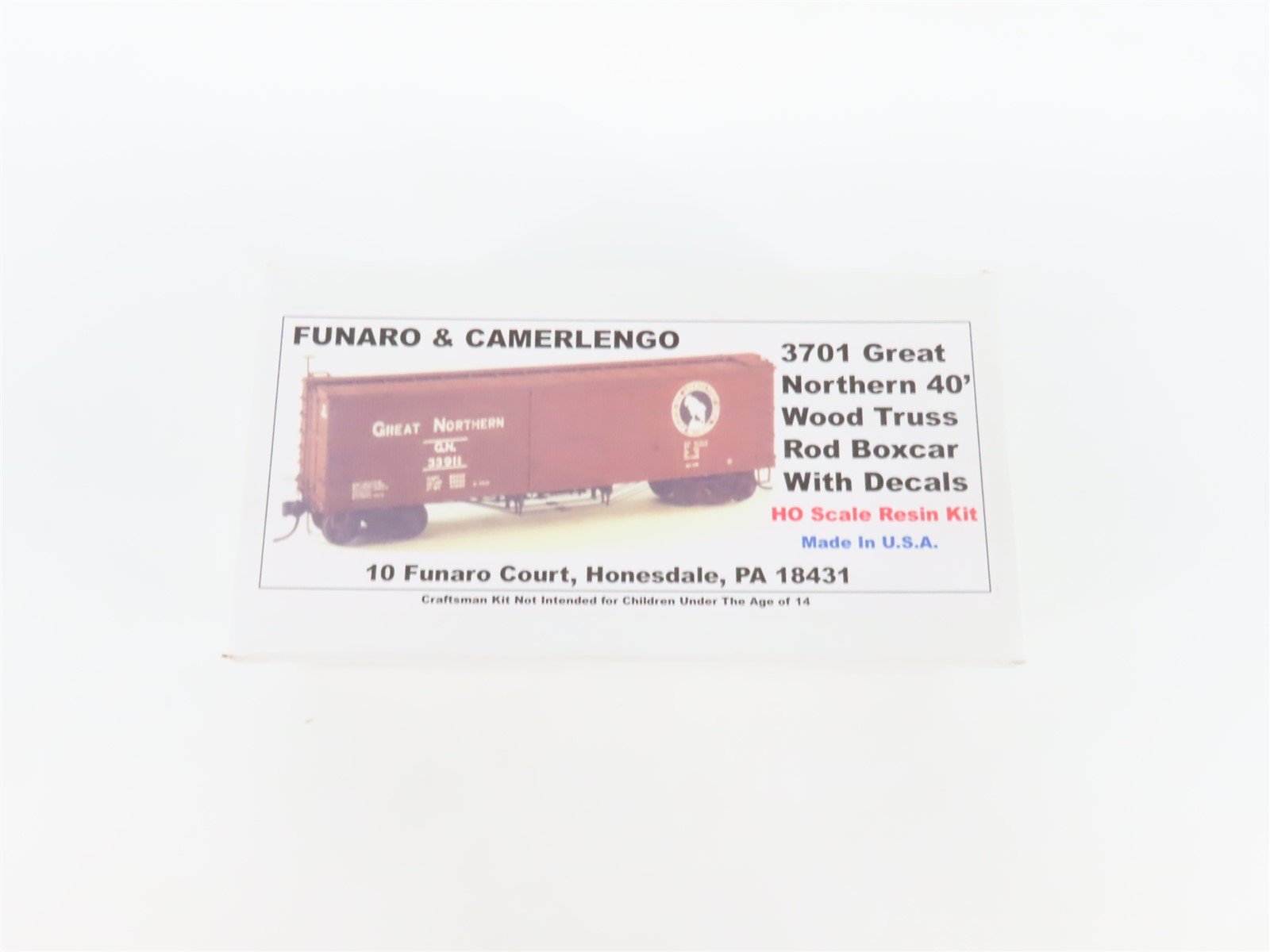 HO Scale Funaro & Camerlengo Kit 3701 GN Great Northern 40' Box Car w/ Decals