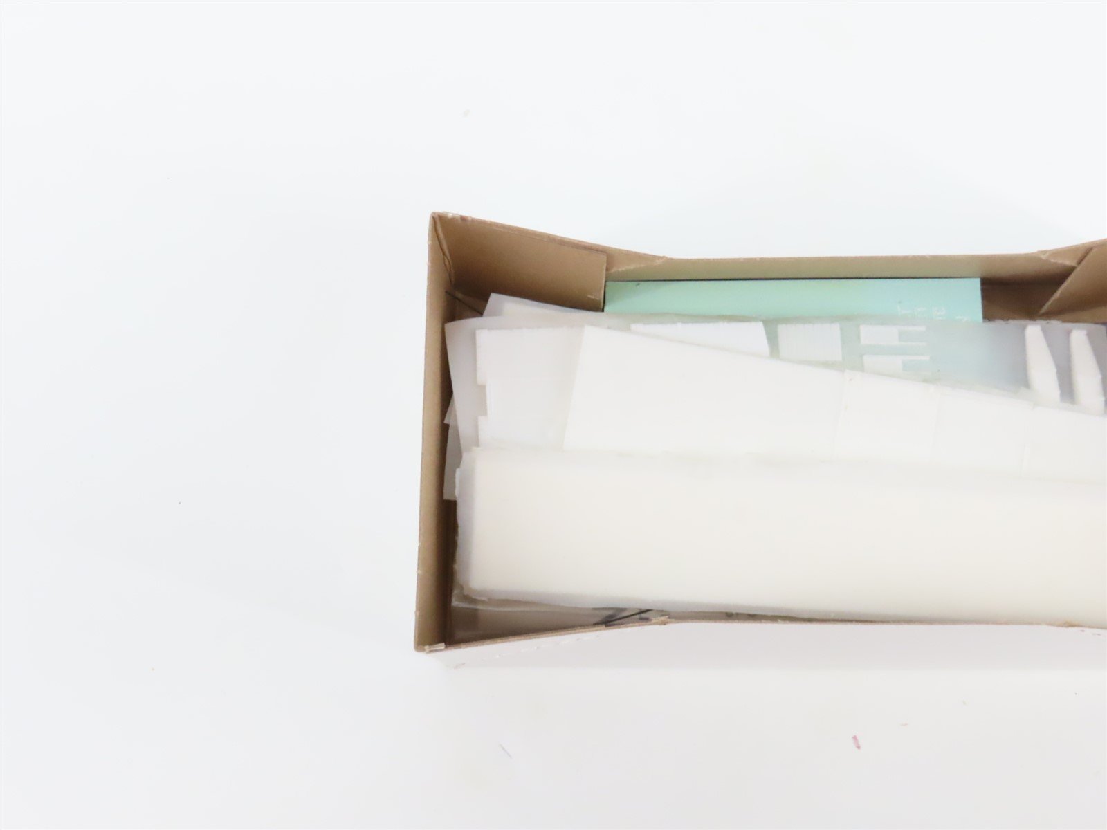 HO Scale Funaro & Camerlengo Kit 1007 NP Northern Pacific 1916 40' Box Car