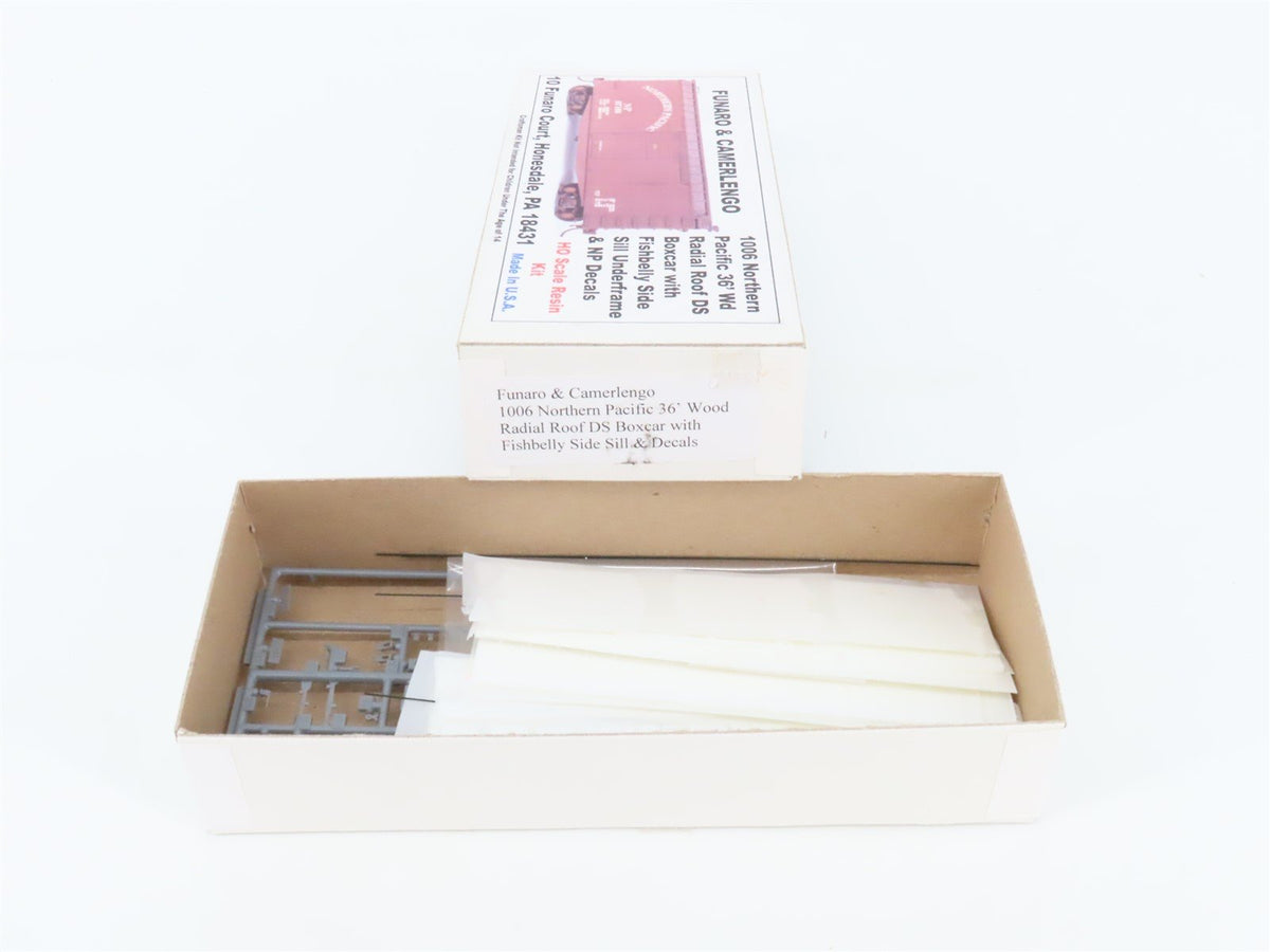HO Scale Funaro &amp; Camerlengo Kit 1006 NP Northern Pacific 36&#39; Box Car w/ Decals