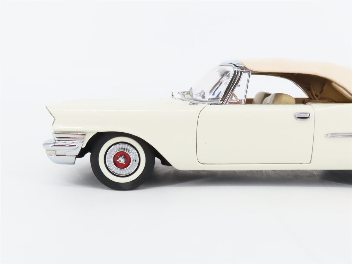 1:24 Scale Danbury Mint Die-Cast 1957 Chrysler 300C Convertible