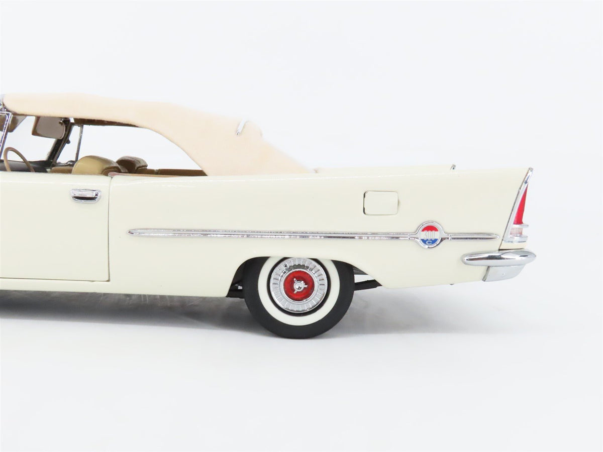 1:24 Scale Danbury Mint Die-Cast 1957 Chrysler 300C Convertible
