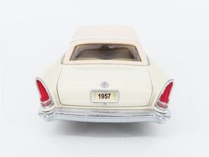 1:24 Scale Danbury Mint Die-Cast 1957 Chrysler 300C Convertible