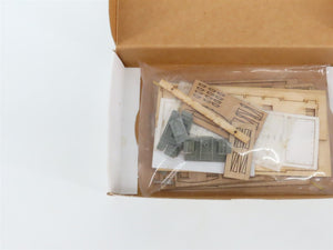 HO American Model Builders Laser Kit 861 GN Great Northern 25' Wood Caboose