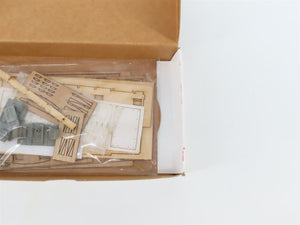 HO American Model Builders Laser Kit 861 GN Great Northern 25' Wood Caboose