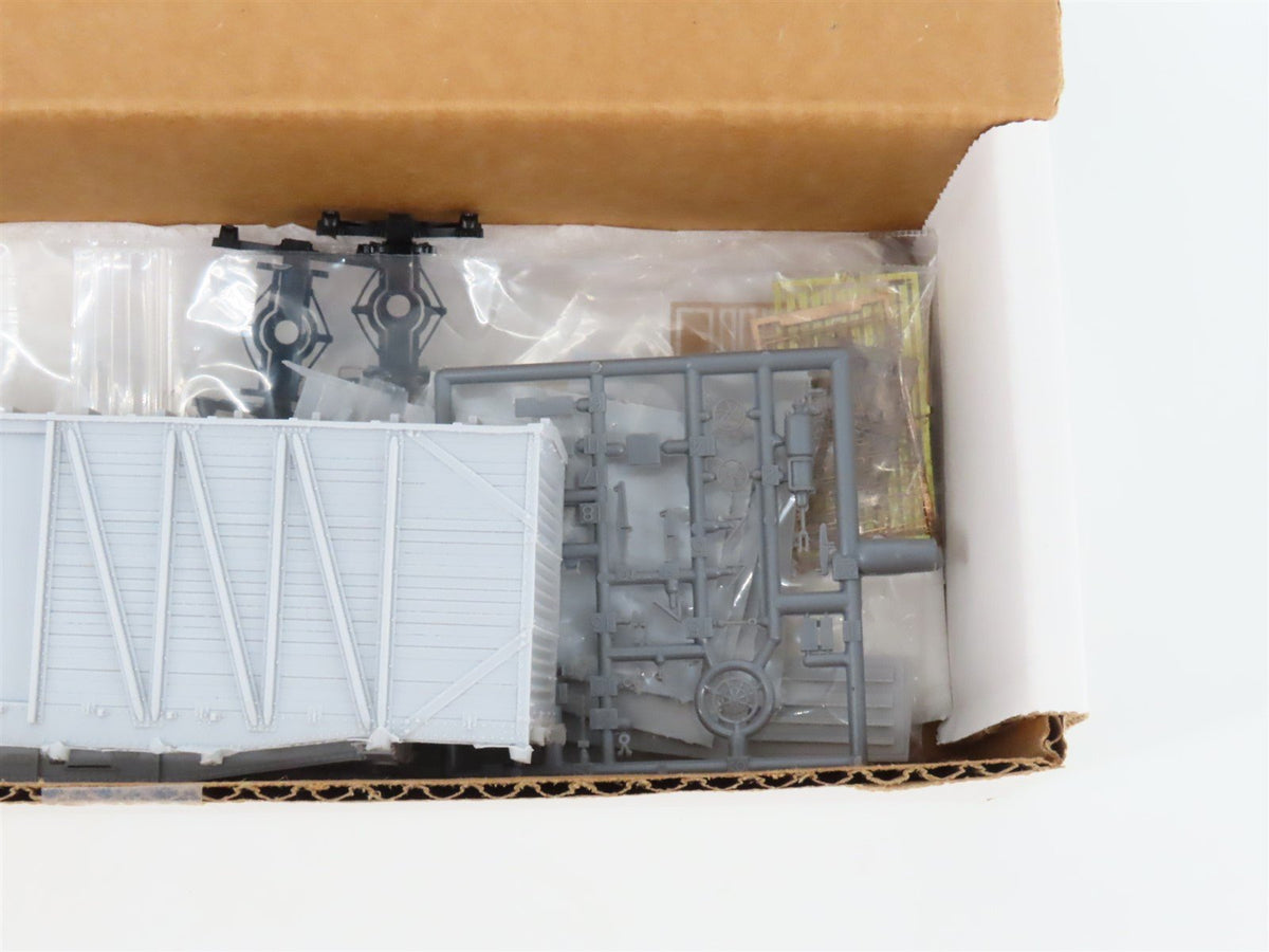 HO Scale Yarmouth Model Works Kit 109 CP Canadian Pacific 40&#39; Auto Box Car