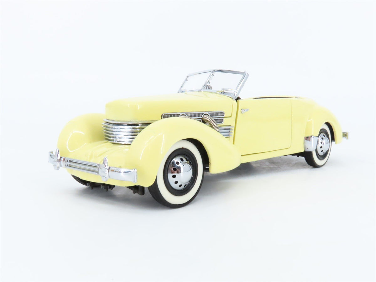 1:24 Franklin Mint Precision Models Die-Cast 1937 Cord 812 Phaeton Coupe
