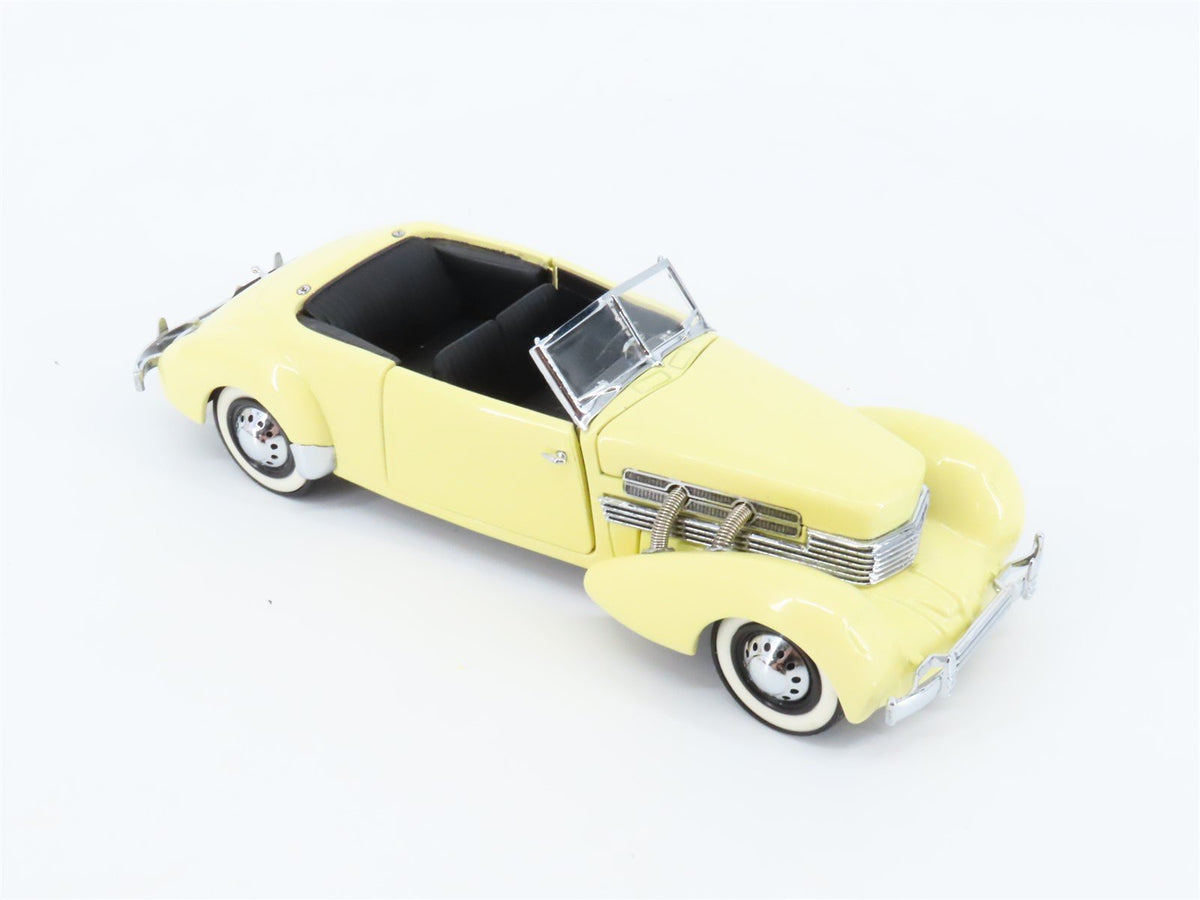 1:24 Franklin Mint Precision Models Die-Cast 1937 Cord 812 Phaeton Coupe
