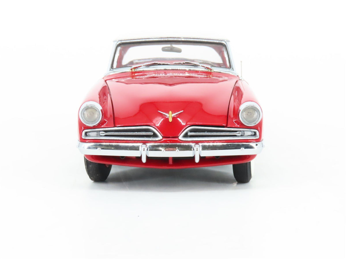 1:24 Scale Danbury Mint Die-Cast 1953 Studebaker Commander Starliner