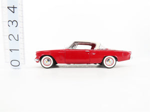 1:24 Scale Danbury Mint Die-Cast 1953 Studebaker Commander Starliner