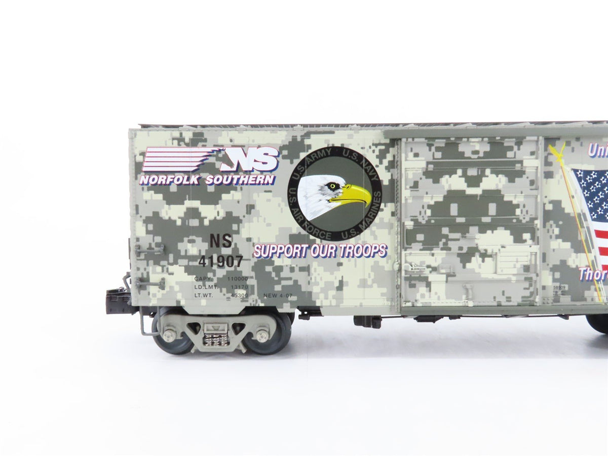 O Gauge 3-Rail Lionel 6-58509 NS Norfolk Southern Lighted Flag PS-1 Boxcar 2013