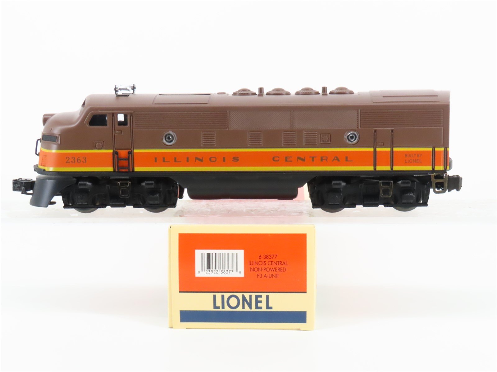 O Gauge 3-Rail Lionel 2363T IC Illinois Central F7A Diesel #2363 UNPOWERED