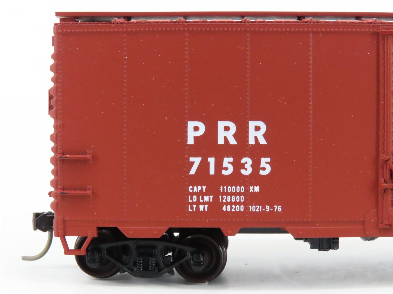 HO Scale Accurail 3333 PRR Pennsylvania Keystone 40' Box Car 3-Pack