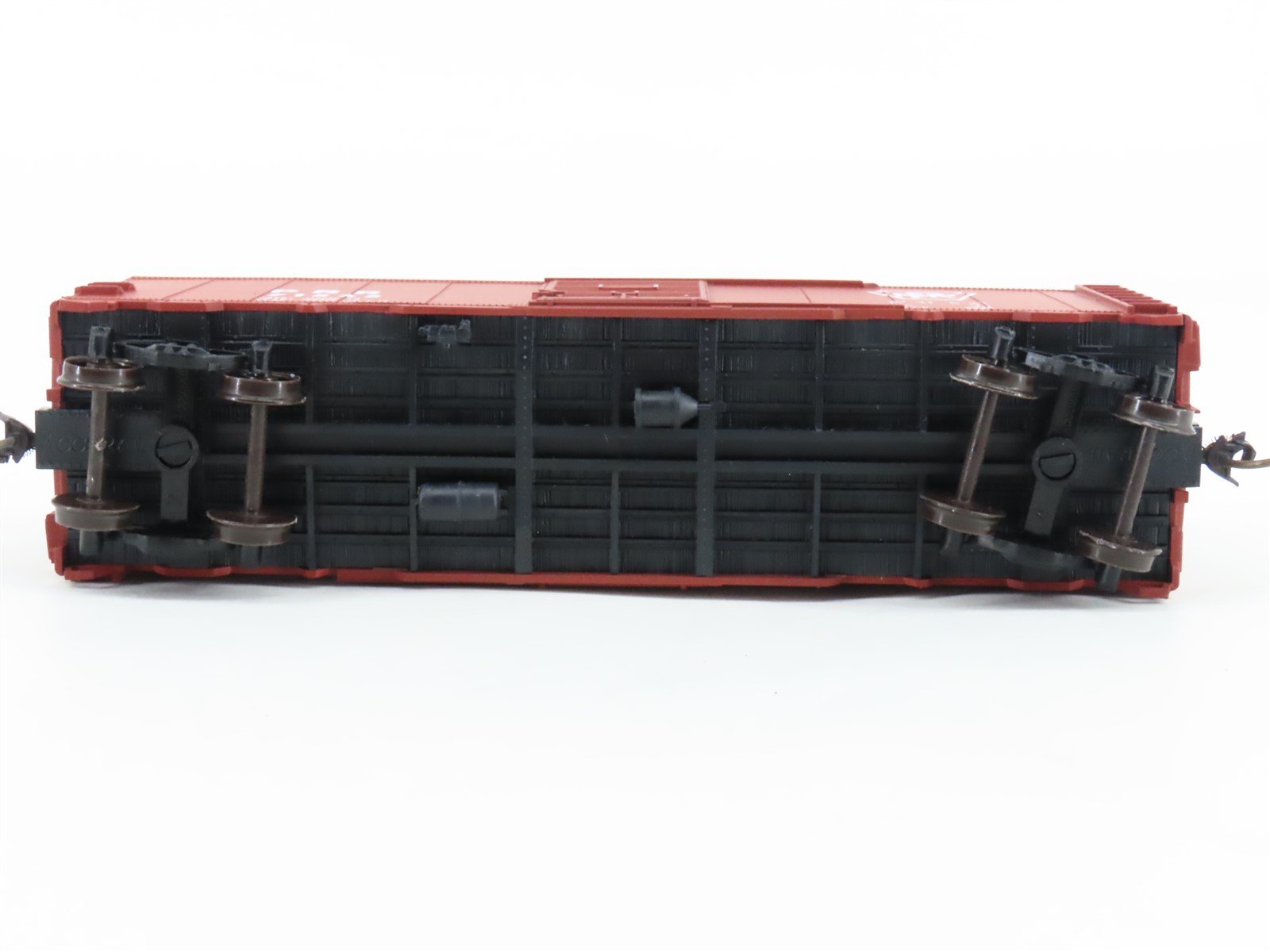 HO Scale Accurail 3333 PRR Pennsylvania Keystone 40' Box Car 3-Pack