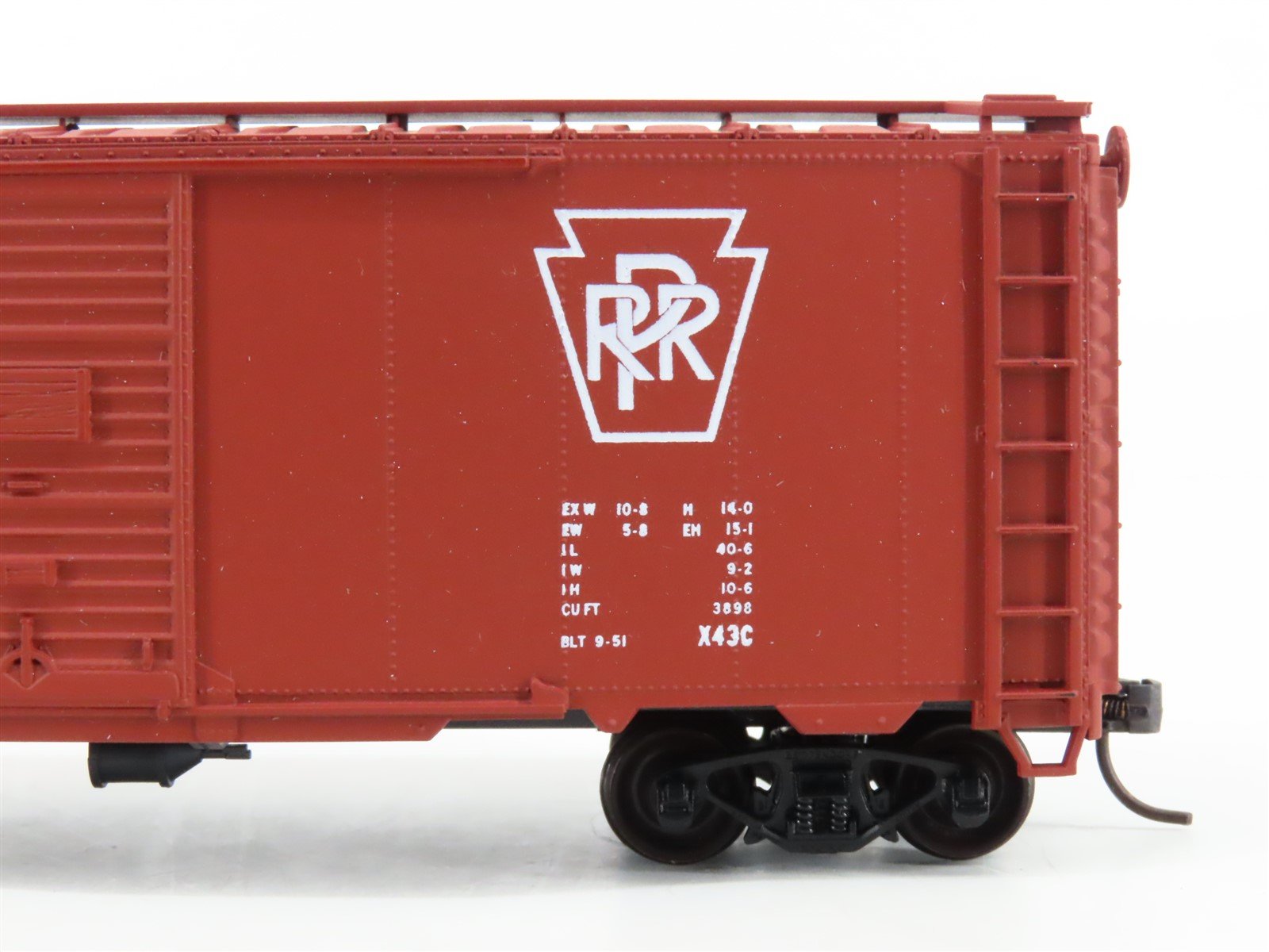 HO Scale Accurail 3333 PRR Pennsylvania Keystone 40' Box Car 3-Pack