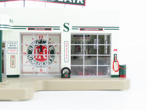 O Scale Danbury Mint Sinclair Gasoline Station w/ K-Line Station Action Figures