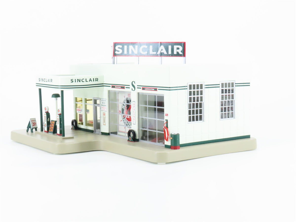 O Scale Danbury Mint Sinclair Gasoline Station w/ K-Line Station Action Figures