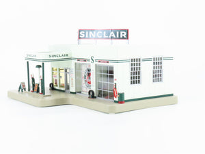 O Scale Danbury Mint Sinclair Gasoline Station w/ K-Line Station Action Figures