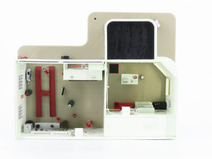 O Scale Danbury Mint Sinclair Gasoline Station w/ K-Line Station Action Figures