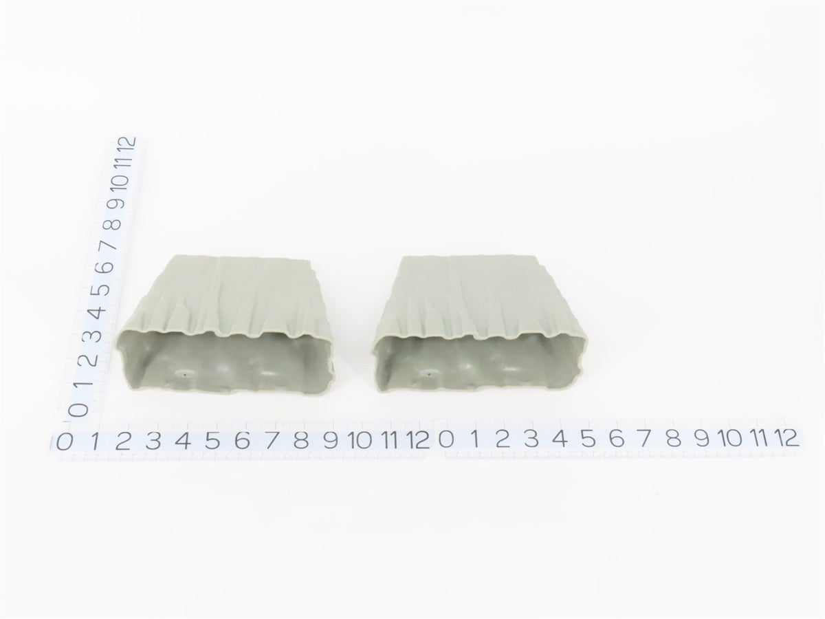 O 1/48 Scale Lionel 6-12772 Truss Bridge with Flasher and Piers