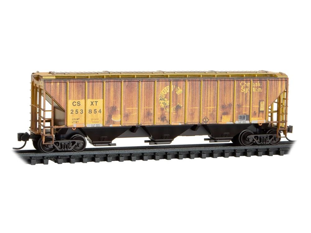 N Micro-Trains MTL 98305096 CSX/ex-Chessie 3-Bay Covered Hopper 2-Pack Weathered