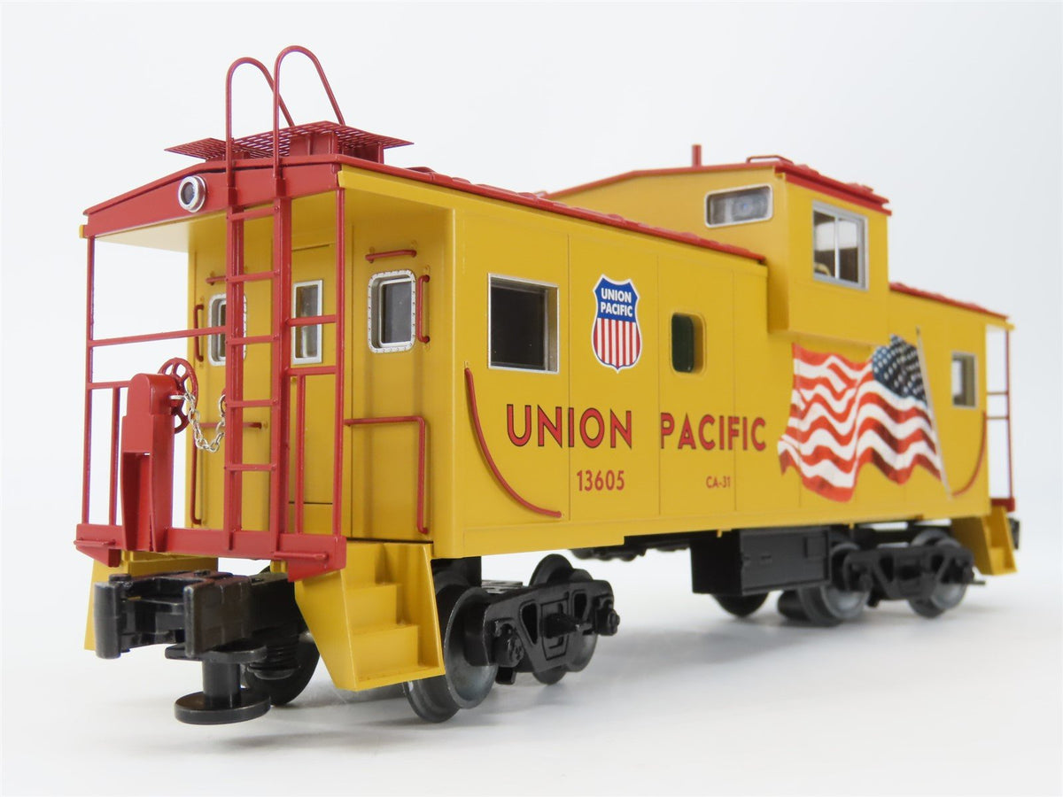O Gauge 3-Rail Lionel 6-85076 UP Union Pacific Caboose w/Lighting and Camera