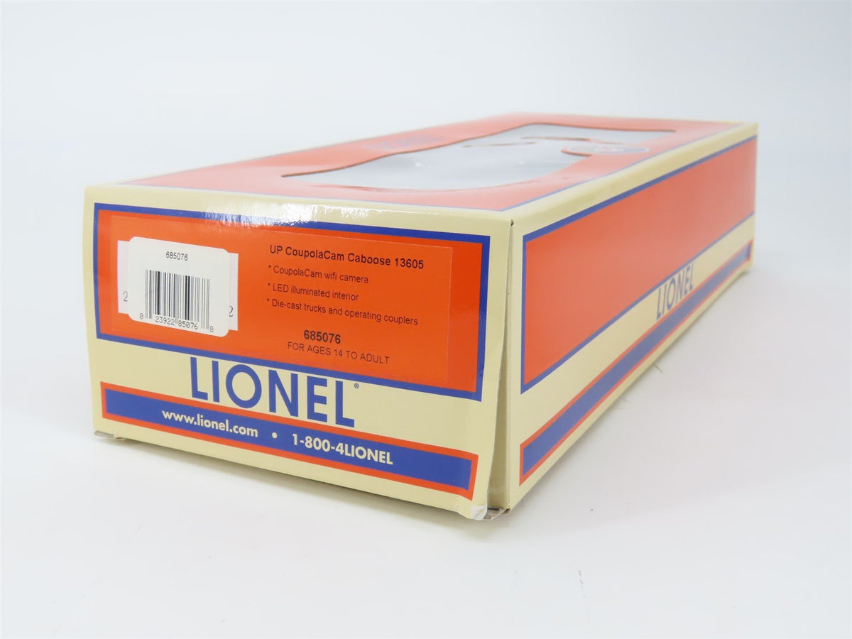 O Gauge 3-Rail Lionel 6-85076 UP Union Pacific Caboose w/Lighting and Camera