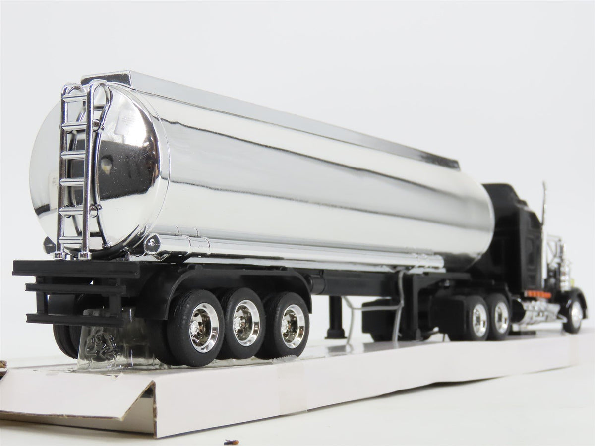 1:43 Scale New-Ray SS-15323A Die-Cast Kenworth W900 Tanker Truck