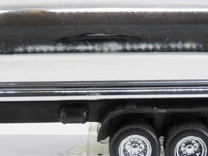 1:43 Scale New-Ray SS-15323A Die-Cast Kenworth W900 Tanker Truck