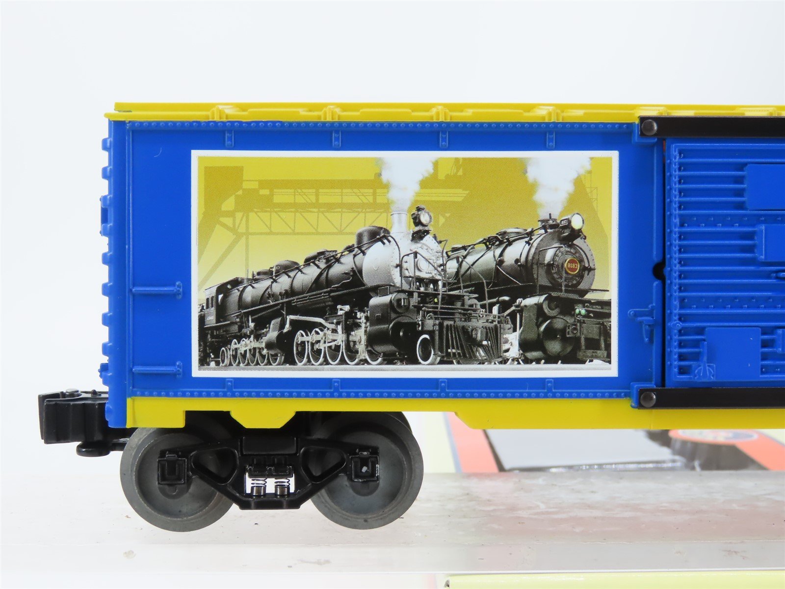 O Gauge 3-Rail Lionel 6-29958 DAP 2009 Lionel Visionary in the 50's Boxcar