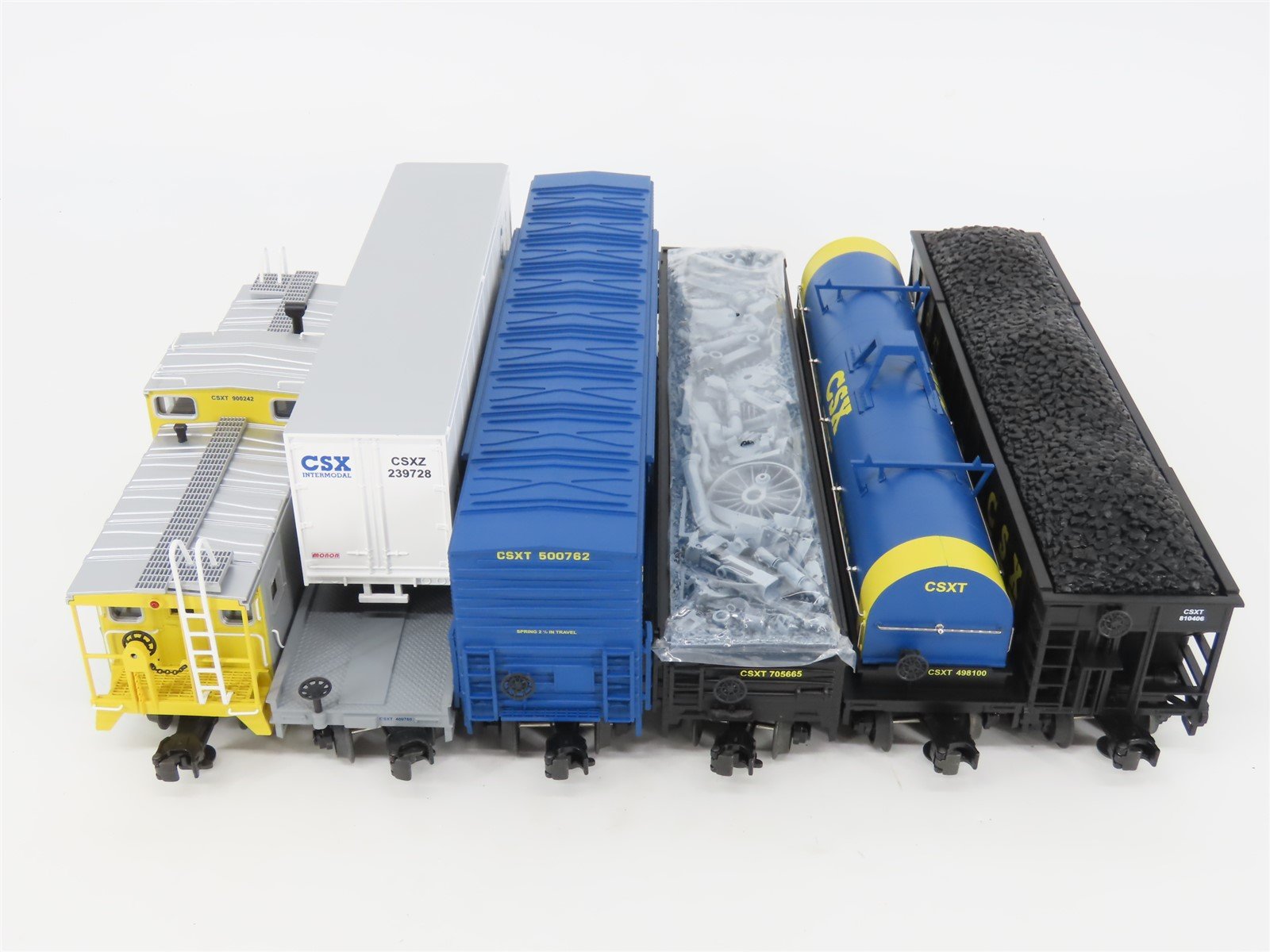 O Gauge 3-Rail MTH 20-90019 CSX Assorted 6-Car Freight Set