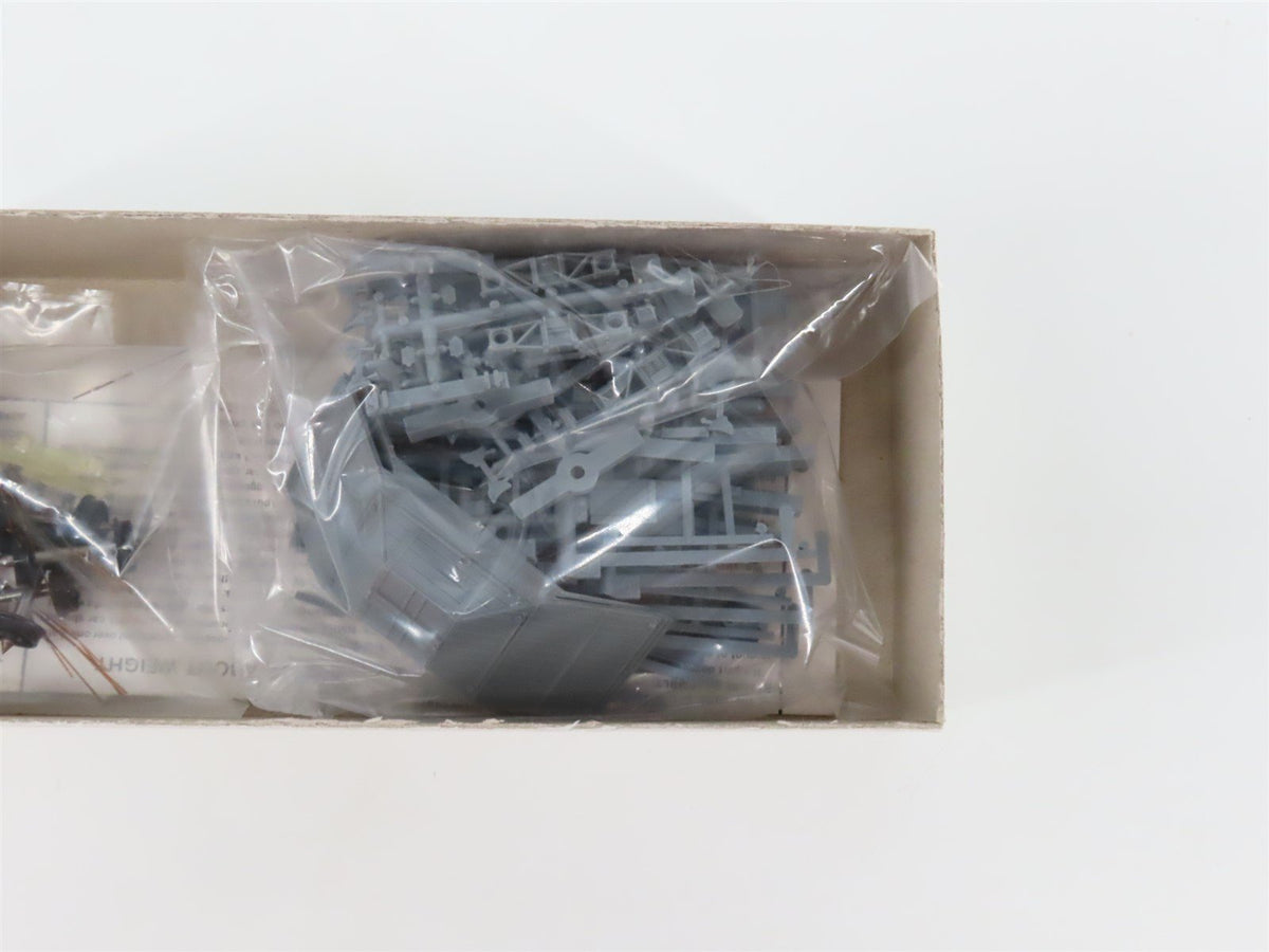 HO Scale Tichy Train Group Kit 4012 Undecorated 22&#39; Wood Ore Cars (2 Cars)