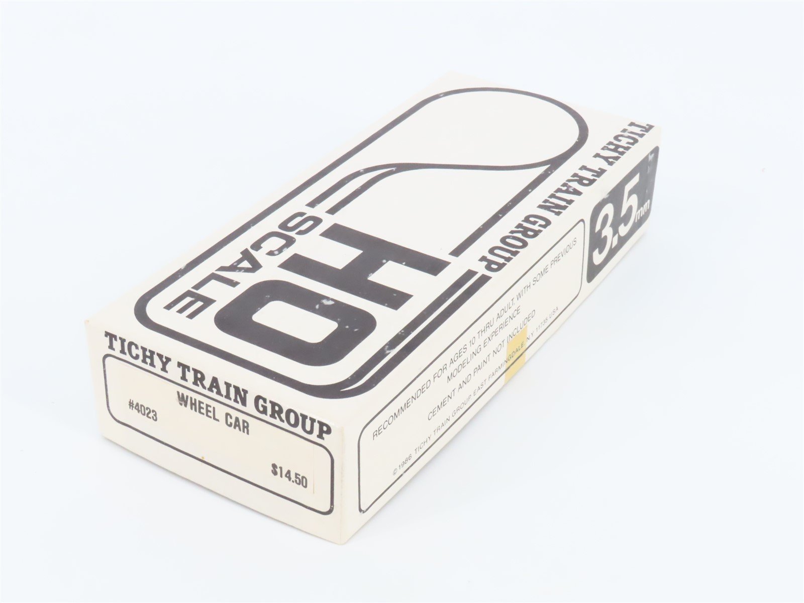HO Scale Tichy Train Group Kit 4023 Undecorated Wheel Car